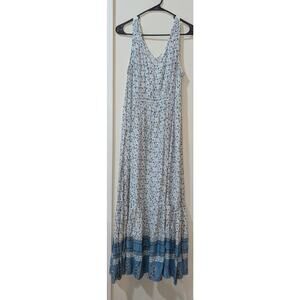 Boho Floral Maxi Dress Size Medium – Light Blue & White – Worn Once